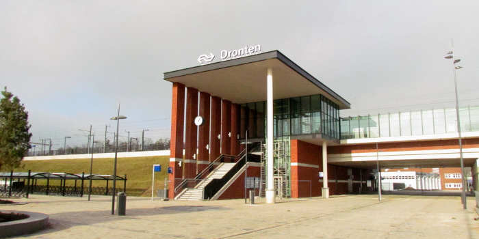 Stations in Flevoland Spoorwegstations